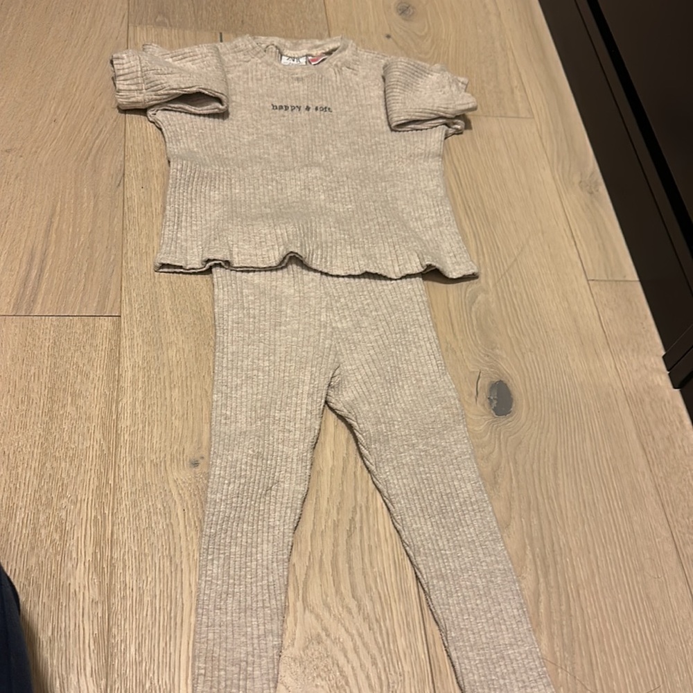 Zara set